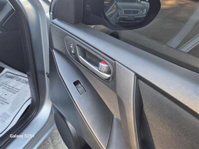2013 Mazda Mazda3 i Sport - Photo 19 - Roseville, CA 95678