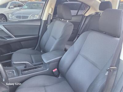 2013 Mazda Mazda3 i Sport - Photo 8 - Roseville, CA 95678