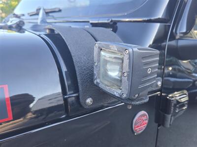 2020 Jeep Gladiator Rubicon 4x4 - FULLY LOADED - NAVI - LEATHER - - Photo 11 - Roseville, CA 95678