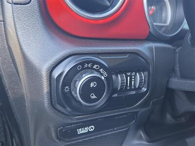 2020 Jeep Gladiator Rubicon 4x4 - FULLY LOADED - NAVI - LEATHER - - Photo 33 - Roseville, CA 95678
