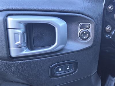 2020 Jeep Gladiator Rubicon 4x4 - FULLY LOADED - NAVI - LEATHER - - Photo 32 - Roseville, CA 95678