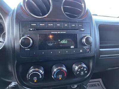 2015 Jeep Patriot Sport 4x4 - Box Body shape - 120k miles only   - Photo 23 - Roseville, CA 95678