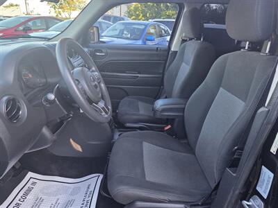 2015 Jeep Patriot Sport 4x4 - Box Body shape - 120k miles only   - Photo 8 - Roseville, CA 95678