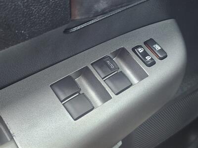 2010 Toyota Tundra 1 OWNER WITH 38 SERVICE RECORDS -   - Photo 19 - Roseville, CA 95678