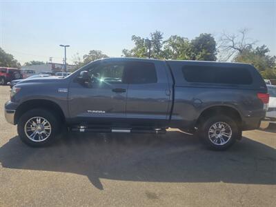 2010 Toyota Tundra 1 OWNER WITH 38 SERVICE RECORDS -   - Photo 3 - Roseville, CA 95678