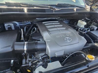 2010 Toyota Tundra 1 OWNER WITH 38 SERVICE RECORDS -   - Photo 24 - Roseville, CA 95678
