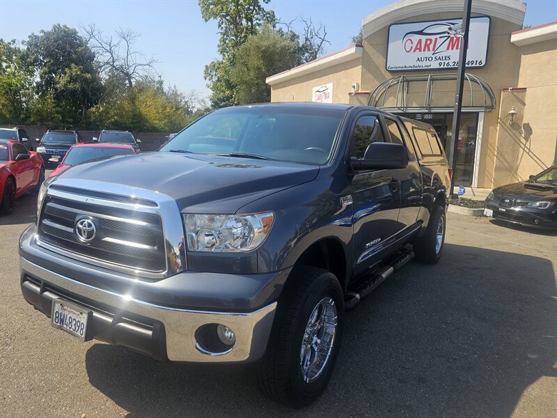2010 Toyota Tundra 1 OWNER WITH 38 SERVICE RECORDS - - Photo 1 - Roseville, CA 95678