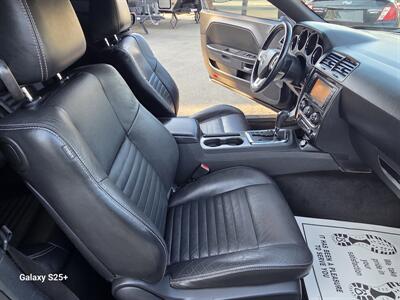 2011 Dodge Challenger SE   - Photo 10 - Roseville, CA 95678