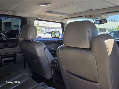 2004 Hummer H2 4WD ** 1 OWNER ** - 22 service records   - Photo 17 - Roseville, CA 95678