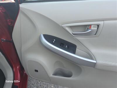 2014 Toyota Prius - Panoramic roof - Leather - Navigation / Camera   - Photo 18 - Roseville, CA 95678