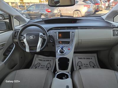 2014 Toyota Prius - Panoramic roof - Leather - Navigation / Camera   - Photo 24 - Roseville, CA 95678