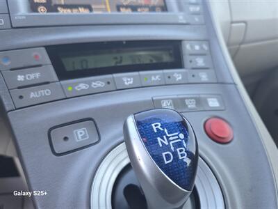 2014 Toyota Prius - Panoramic roof - Leather - Navigation / Camera   - Photo 31 - Roseville, CA 95678