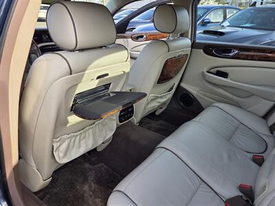 2006 Jaguar XJ8 Vanden Plas   - Photo 20 - Roseville, CA 95678