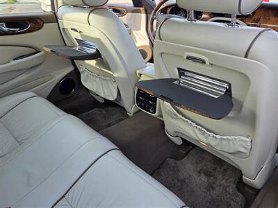 2006 Jaguar XJ8 Vanden Plas   - Photo 24 - Roseville, CA 95678