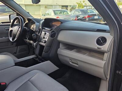 2012 Honda Pilot EX-L 4wd - 2 OWNERS - CLEAN HISTORY REPORT   - Photo 17 - Roseville, CA 95678