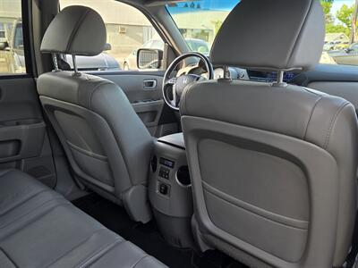 2012 Honda Pilot EX-L 4wd - 2 OWNERS - CLEAN HISTORY REPORT   - Photo 13 - Roseville, CA 95678