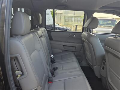 2012 Honda Pilot EX-L 4wd - 2 OWNERS - CLEAN HISTORY REPORT   - Photo 14 - Roseville, CA 95678