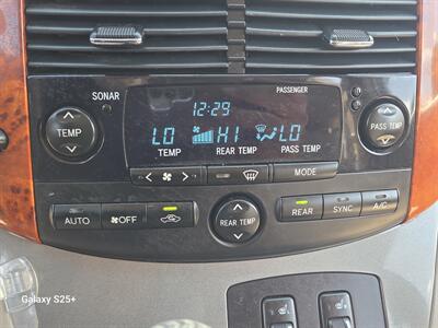 2009 Toyota Sienna XLE - Photo 26 - Roseville, CA 95678