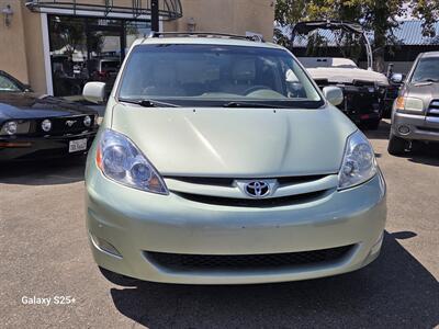 2009 Toyota Sienna XLE - Photo 2 - Roseville, CA 95678