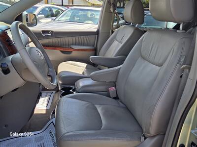 2009 Toyota Sienna XLE - Photo 7 - Roseville, CA 95678