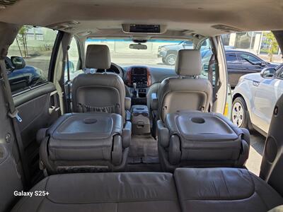 2009 Toyota Sienna XLE - Photo 35 - Roseville, CA 95678