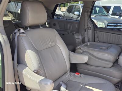 2009 Toyota Sienna XLE - Photo 12 - Roseville, CA 95678