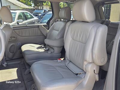 2009 Toyota Sienna XLE - Photo 9 - Roseville, CA 95678