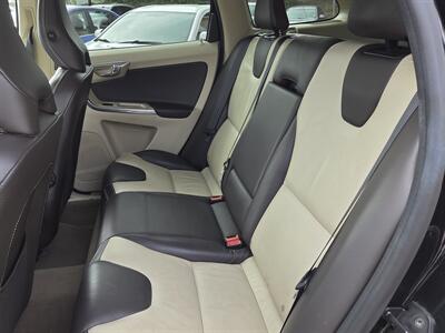 2012 Volvo XC60 R-Design AWD - TOP OF THE LINE   - Photo 13 - Roseville, CA 95678