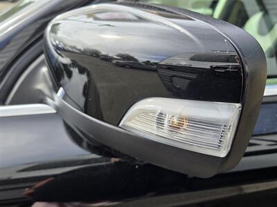 2012 Volvo XC60 R-Design AWD - TOP OF THE LINE   - Photo 38 - Roseville, CA 95678