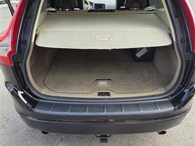 2012 Volvo XC60 R-Design AWD - TOP OF THE LINE   - Photo 35 - Roseville, CA 95678