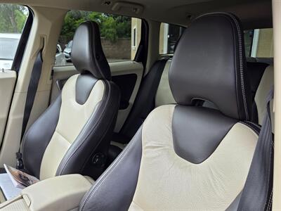 2012 Volvo XC60 R-Design AWD - TOP OF THE LINE   - Photo 10 - Roseville, CA 95678