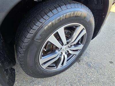 2017 Honda Pilot EX-L 4WD -- LOADED - Photo 7 - Roseville, CA 95678