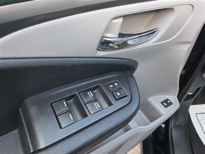 2017 Honda Pilot EX-L 4WD -- LOADED - Photo 10 - Roseville, CA 95678