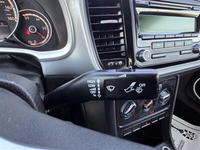 2014 Volkswagen Beetle-Classic 2.5L PZEV   - Photo 22 - Roseville, CA 95678