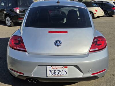 2014 Volkswagen Beetle-Classic 2.5L PZEV   - Photo 5 - Roseville, CA 95678