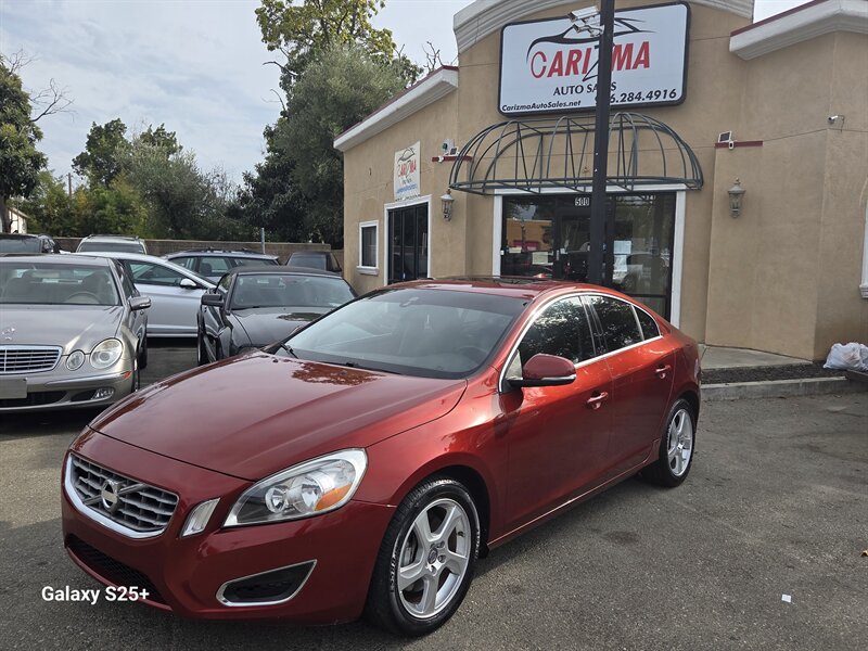 2012 Volvo S60 T5 - YES , ONLY 60866 MILES - LOADED MODEL   - Photo 1 - Roseville, CA 95678