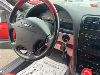 2002 Ford Thunderbird Deluxe  Black and red interior - Photo 12 - Roseville, CA 95678