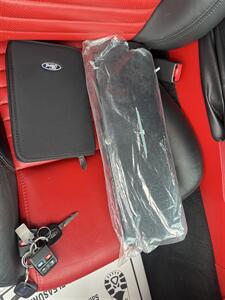 2002 Ford Thunderbird Deluxe  Black and red interior - Photo 13 - Roseville, CA 95678