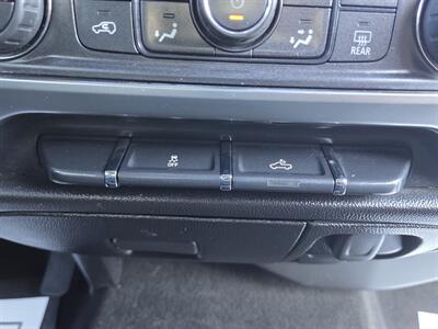 2014 Chevrolet Silverado 1500 LT Z71   - Photo 23 - Roseville, CA 95678