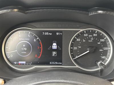 2021 Nissan Versa SV   - Photo 13 - Portland, OR 97003