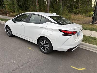 2021 Nissan Versa SV   - Photo 4 - Portland, OR 97003