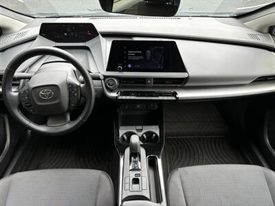 2023 Toyota Prius LE   - Photo 9 - Portland, OR 97003