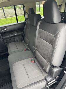 2016 Ford Flex SEL   - Photo 9 - Portland, OR 97003