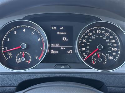 2015 Volkswagen Golf TSI Launch Edition   - Photo 15 - Portland, OR 97003