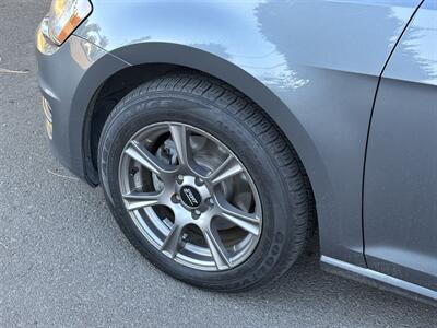 2015 Volkswagen Golf TSI Launch Edition   - Photo 14 - Portland, OR 97003