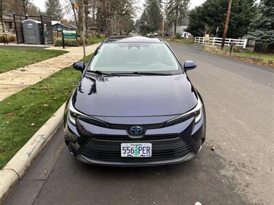 2023 Toyota Corolla Hybrid LE   - Photo 2 - Portland, OR 97003