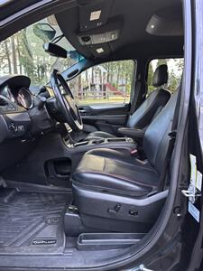 2017 Dodge Grand Caravan GT   - Photo 8 - Portland, OR 97003