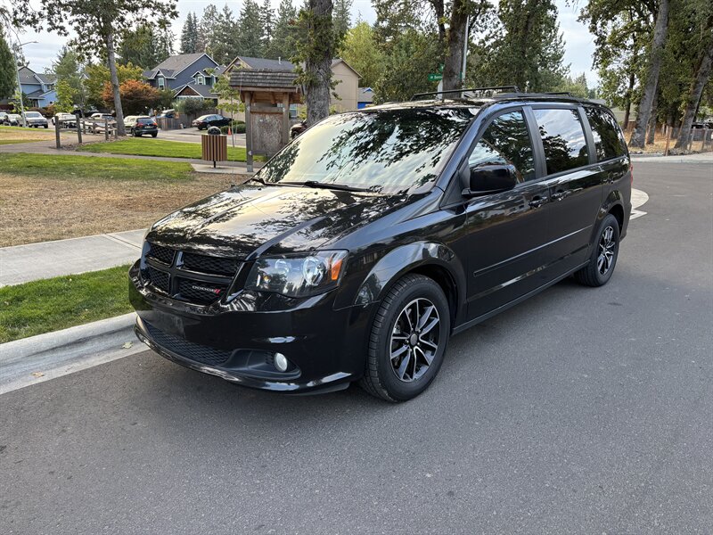 2017 Dodge Grand Caravan GT   - Photo 1 - Portland, OR 97003