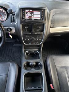 2017 Dodge Grand Caravan GT   - Photo 12 - Portland, OR 97003