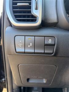 2017 Kia Sportage EX   - Photo 17 - Portland, OR 97003